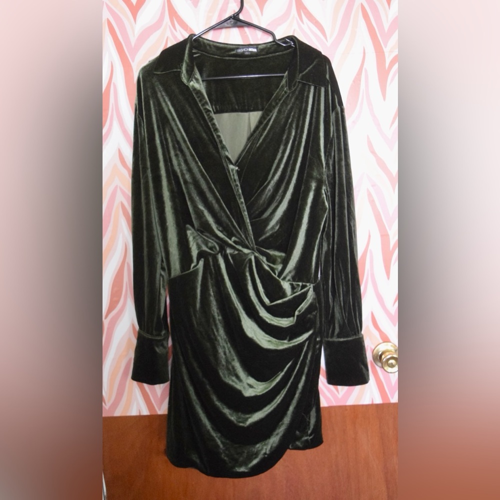 Fashion Nova Deep Green Velvet Dress